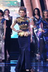 Veronika Batvenkova. Gala final — Miss Belarús 2014. Evening dresses (looks: vestido de noche azul)