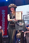 Алена Кожарко. В Киеве выбрали "Мисс Harley-Davidson 2014" (наряды и образы: чёрное вечернее платье)