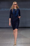 Modenschau von ALEXANDER PAVLOV — Riga Fashion Week AW14/15 (Looks: blaues Kleid)