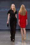 Показ ALEXANDER PAVLOV — Riga Fashion Week AW14/15 (наряды и образы: чёрное вечернее платье, чёрный клатч, чёрные туфли)