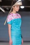 Показ Baiba Ladiga — Riga Fashion Week AW14/15 (наряды и образы: разноцветное платье)