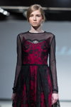 Modenschau von Katya Katya Shehurina — Riga Fashion Week AW14/15 (Looks: schwarzes Kleid)