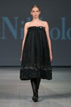 Modenschau von Ivo Nikkolo — Riga Fashion Week SS15 (Looks: schwarzes Kleid)