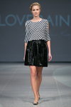 Показ LOVERAIN by Nadia Kirpa — Riga Fashion Week SS15 (наряды и образы: полосатый чёрно-белый топ, чёрная юбка)