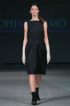 Показ Pohjanheimo — Riga Fashion Week SS15 (наряды и образы: чёрное платье, белые перчатки)