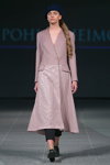 Pokaz Pohjanheimo — Riga Fashion Week SS15 (ubrania i obraz: beret niebieski, palto liliowe)