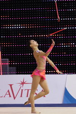 Yeon Jae Son. Übung mit den Keulen — Weltcup 2014