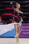Anastasiia Mulmina. Eleonora Romanowa, Anastasiia Mulmina — Weltcup 2014 (Looks: schwarzer Gymnastikanzug)