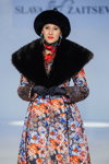 У Будинку Моди Slava Zaitsev відкрили новий модний сезон (наряди й образи: квіткове пальто, хутряна шапка)