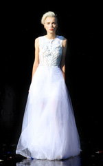 Модный проект "Ассоциации" в Царском Селе: Янис Чамалиди (наряды и образы: белое свадебное платье, блонд (цвет волос))