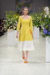 Pokaz Andre Tan — Ukrainian Fashion Week SS15 (ubrania i obraz: sukienka żółta)