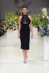 Pokaz Andre Tan — Ukrainian Fashion Week SS15 (ubrania i obraz: sukienka czarna)