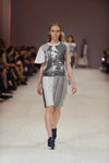 Modenschau von Jean Gritsfeldt — Ukrainian Fashion Week SS15 (Looks: bedrucktes schwarz-weißes Kleid)