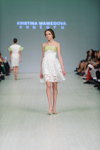 Modenschau von KRISTINA MAMEDOVA — Ukrainian Fashion Week SS15 (Looks: weißes Kleid mit Spitze)