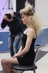Day Style — Золотой подснежник 2014 (наряды и образы: чёрное платье мини, блонд (цвет волос))