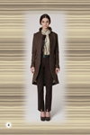 Lookbook de Marina Makaron Moscow fw 14/15 (looks: abrigo marrón, pantalón marrón)