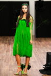 Prezentacja SO NUMBER ONE — Aurora Fashion Week Russia SS16 (ubrania i obraz: suknia koktajlowa sałatkowa neonowa, sandały sałatkowe)