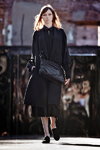 Невеста Ян Гуйфэй в проекте "Ассоциации" (наряды и образы: чёрная сумка, чёрный жилет)