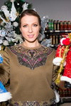 Яна Чурікова вибрала іграшки для новорічної ялинки