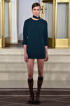 Desfile de Veronica B. Vallenes — Copenhagen Fashion Week AW15/16 (looks: vestido corto, calcetines largos negros)