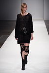 Pokaz BARBARA I GONGINI — Copenhagen Fashion Week SS16 (ubrania i obraz: sukienka czarna)