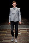 Mardou&Dean show — Copenhagen Fashion Week SS16 (looks: grey dress boot, black jeans, grey jacket)