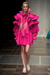 Pokaz Nicholas Nybro — Copenhagen Fashion Week SS16 (ubrania i obraz: sukienka w kolorze fuksji)