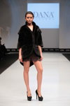 Dana Pisarra lingerie show — CPM FW15/16 (looks: black fur coat, )