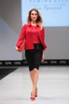 Показ Vemina — CPM FW15/16 (наряды и образы: красный жакет, красные бусы, чёрная юбка-карандаш, красные туфли)