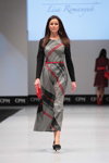 Показ Vemina — CPM FW15/16 (наряды и образы: клетчатое платье, чёрные туфли, красный клатч, красный ремень)