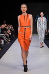 Показ ANNISS — FashionPhilosophy FWP SS16 (наряды и образы: оранжевый кожаный костюм)