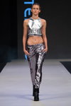 Показ UNVTD — FashionPhilosophy FWP SS16 (наряды и образы: серебряный кроп-топ, серебряные брюки)