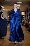 Показ Lesia Semi — Lviv Fashion Week AW15/16 (наряды и образы: синее вечернее платье)