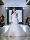 Modenschau von OKSANA MUKHA — Lviv Fashion Week AW15/16 (Looks: weißes Hochzeitskleid)