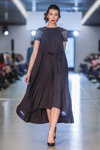Modenschau von Oksana Piekna — Lviv Fashion Week AW15/16 (Looks: schwarzes Midi Kleid)