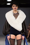 Показ Amoralle — Riga Fashion Week AW15/16 (наряды и образы: чёрные нейлоновые чулки)
