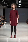 Pokaz Pohjanheimo — Riga Fashion Week AW15/16 (ubrania i obraz: palto bordowe, botki damskie bordowe, rajstopy brązowe)