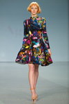 Показ Agne Kuzmickaite — Riga Fashion Week SS16 (наряды и образы: разноцветное платье)