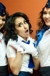 Top most beautiful stewardesses in Russia 2015 (ubrania i obraz: furażerka niebieska, rękawiczki białe, bluzka biała)