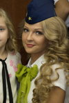 Top most beautiful stewardesses in Russia 2015 (ubrania i obraz: furażerka niebieska)