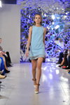 Pokaz Anastasiia Ivanova — Ukrainian Fashion Week SS16 (ubrania i obraz: sukienka mini błękitna, półbuty białe)
