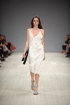 Pokaz Elena Burenina — Ukrainian Fashion Week SS16 (ubrania i obraz: suknia koktajlowa biała)