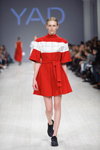 Modenschau von Fresh Fashion — Ukrainian Fashion Week SS16 (Looks: rot-weißes Kleid)