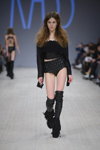 Modenschau von Fresh Fashion — Ukrainian Fashion Week SS16 (Looks: schwarzer Pullover, schwarze Shorts)