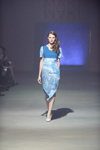 Pokaz MAKI — Ukrainian Fashion Week SS16 (ubrania i obraz: sukienka błękitna, półbuty białe)