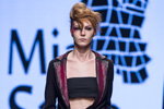 Desfile de Mia Stilo / Agnieszka Bonisławska — FashionPhilosophy FWP AW16/17