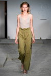 Fonnesbech show — Copenhagen Fashion Week SS17 (looks: beige top, khaki trousers)