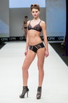 Barbara lingerie show — CPM FW16/17 (looks: black bra, black briefs, black pumps)