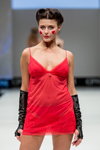 Показ белья Lauma Lingerie — CPM FW16/17 (наряды и образы: красная ночная сорочка)