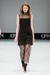 Pokaz Marc Cain — CPM FW16/17 (ubrania i obraz: sukienka z gipiury czarna)
